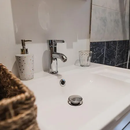 Superb Apt Porte De Clichy 公寓 *